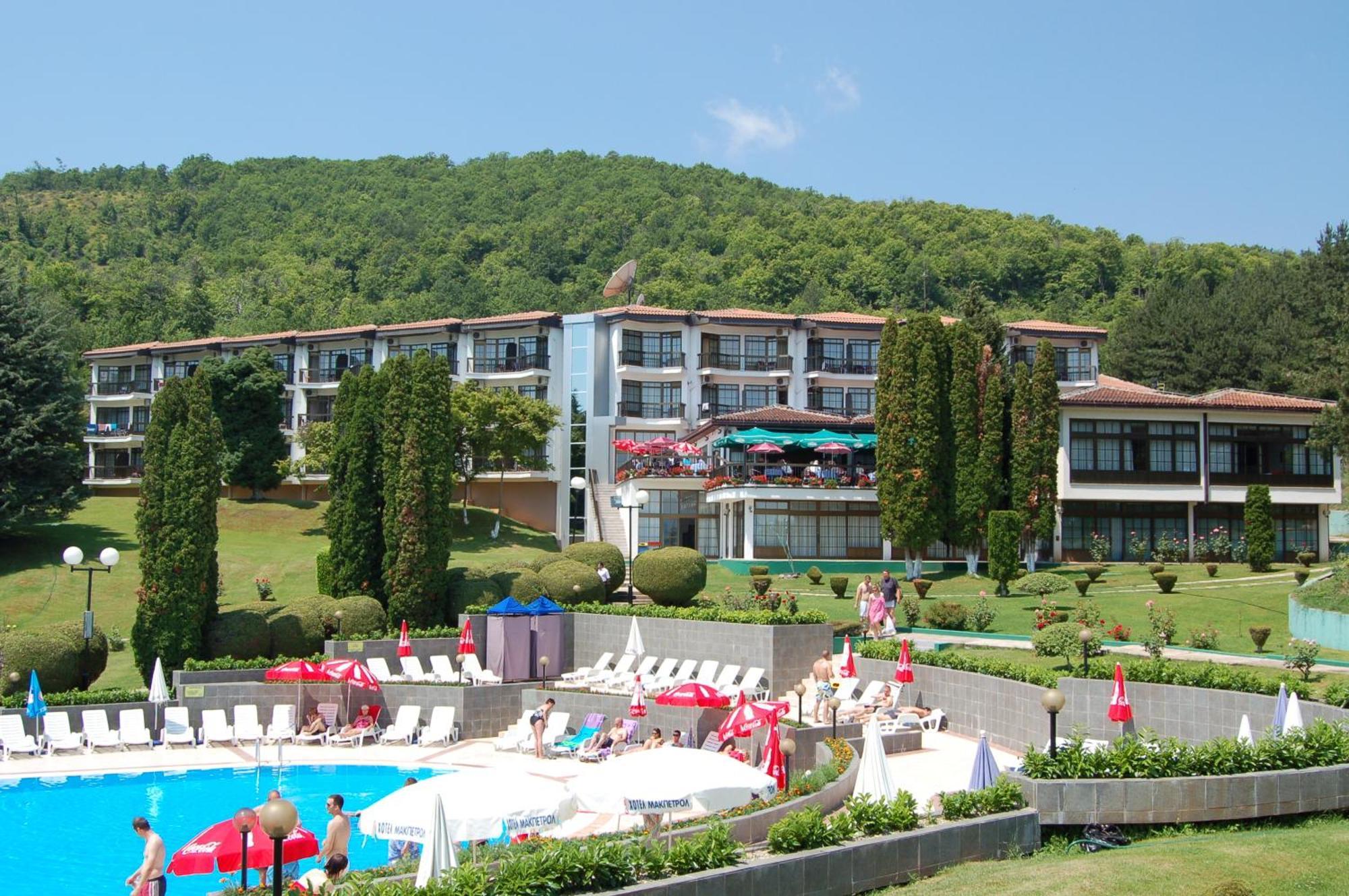 Hotel Makpetrol Struga Luaran gambar