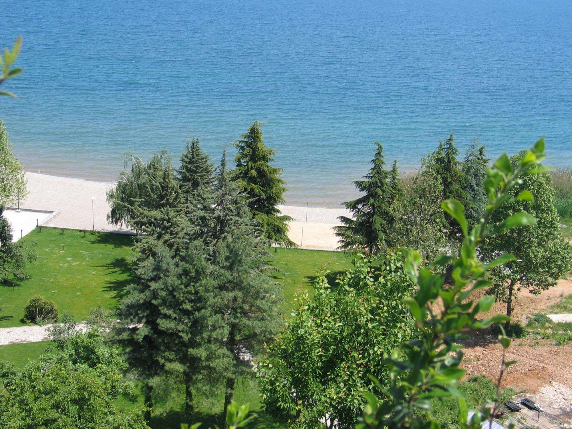 Hotel Makpetrol Struga Luaran gambar